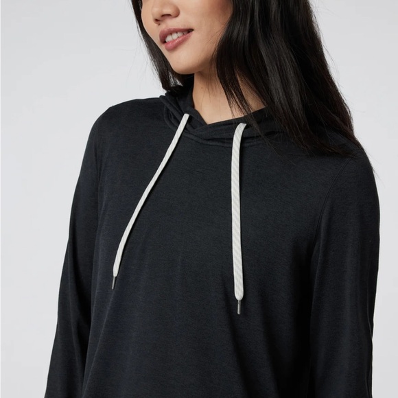 Vuori Women’s Halo Essential Hoodie NWT - Picture 4 of 9